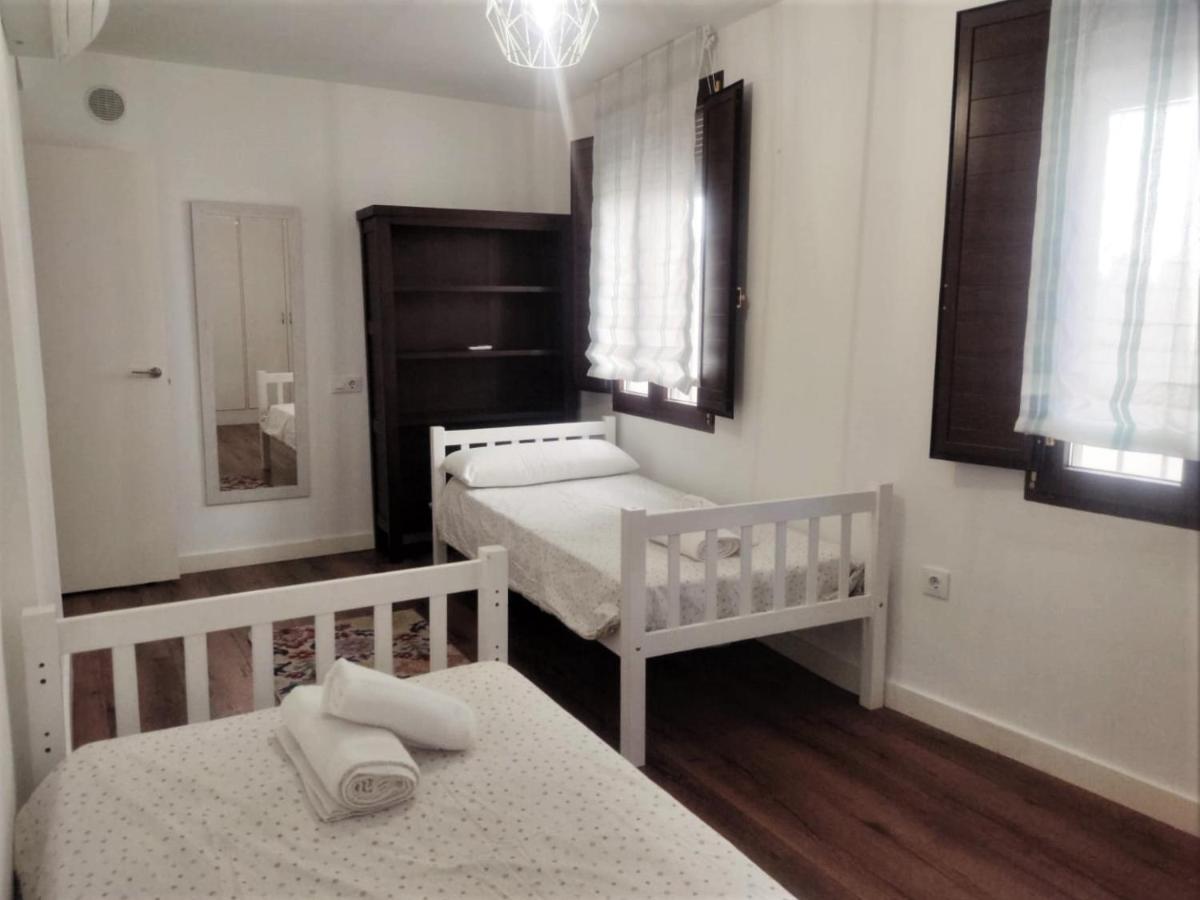 Home Sweet Home Junto A Mezquita / Wifi / Parking Cordoba Exterior photo